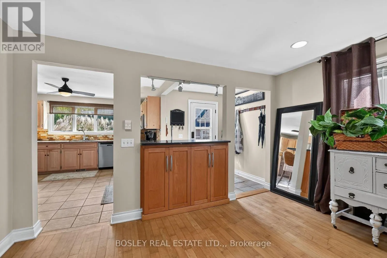 299 CHERRY HILL BOULEVARD S