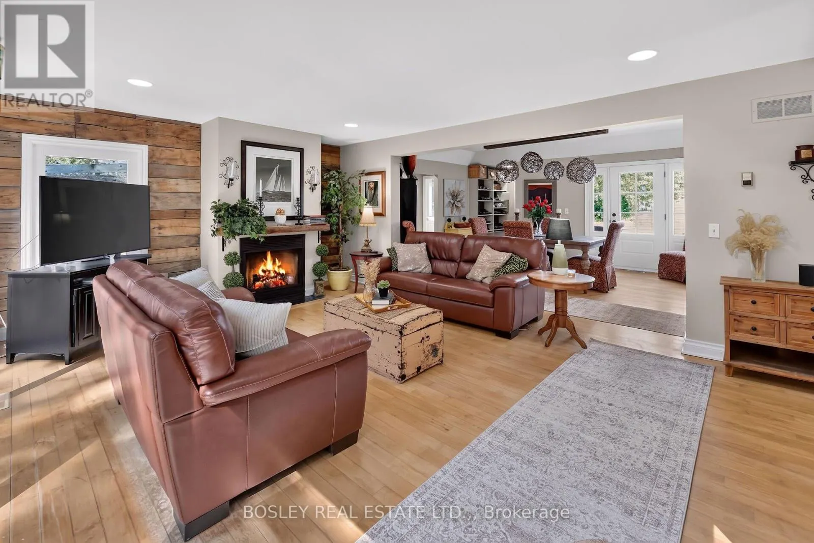 299 CHERRY HILL BOULEVARD S