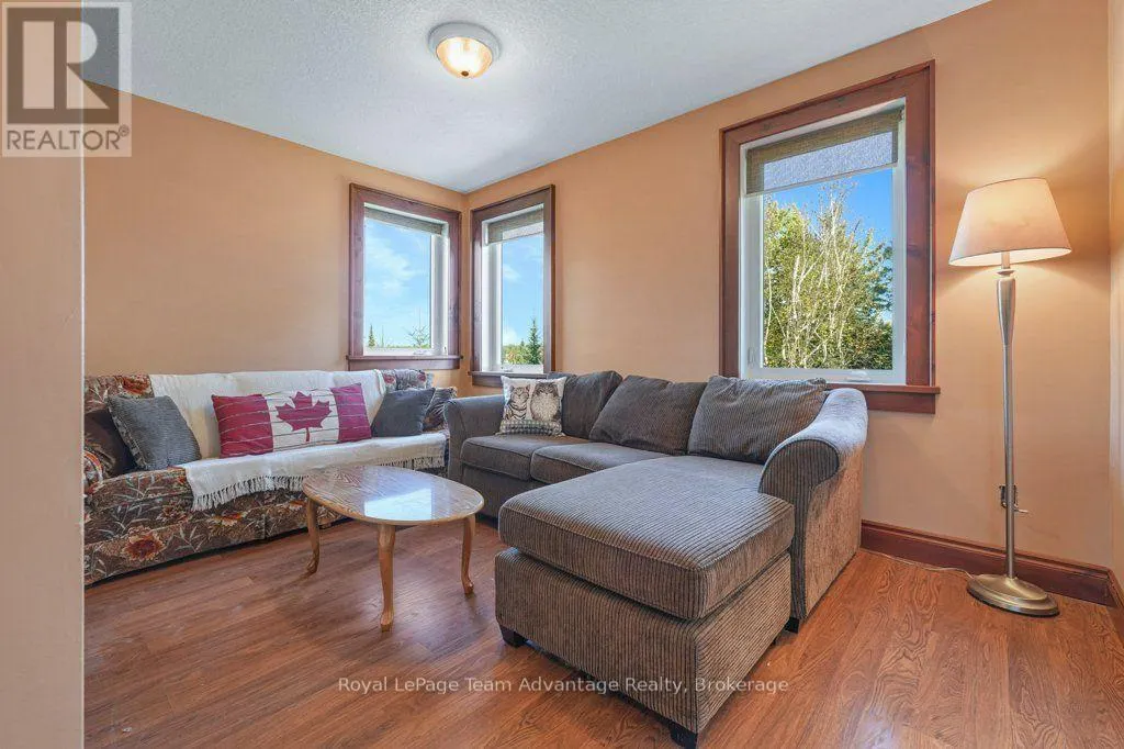 25 COLE POINT TRAIL