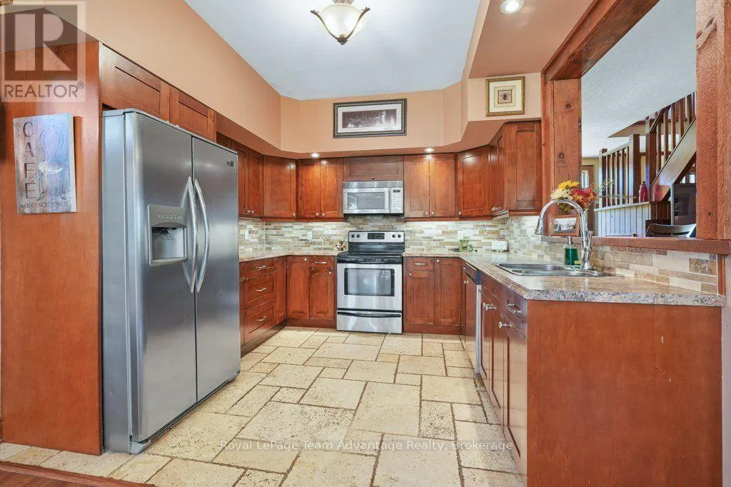 25 COLE POINT TRAIL