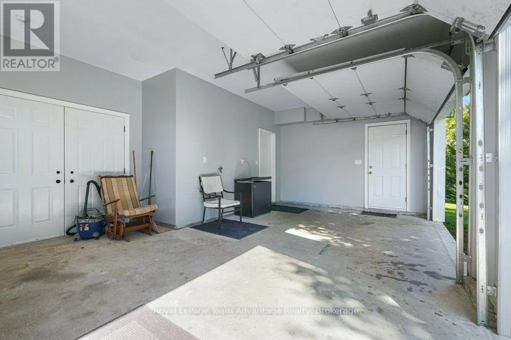 25 COLE POINT TRAIL
