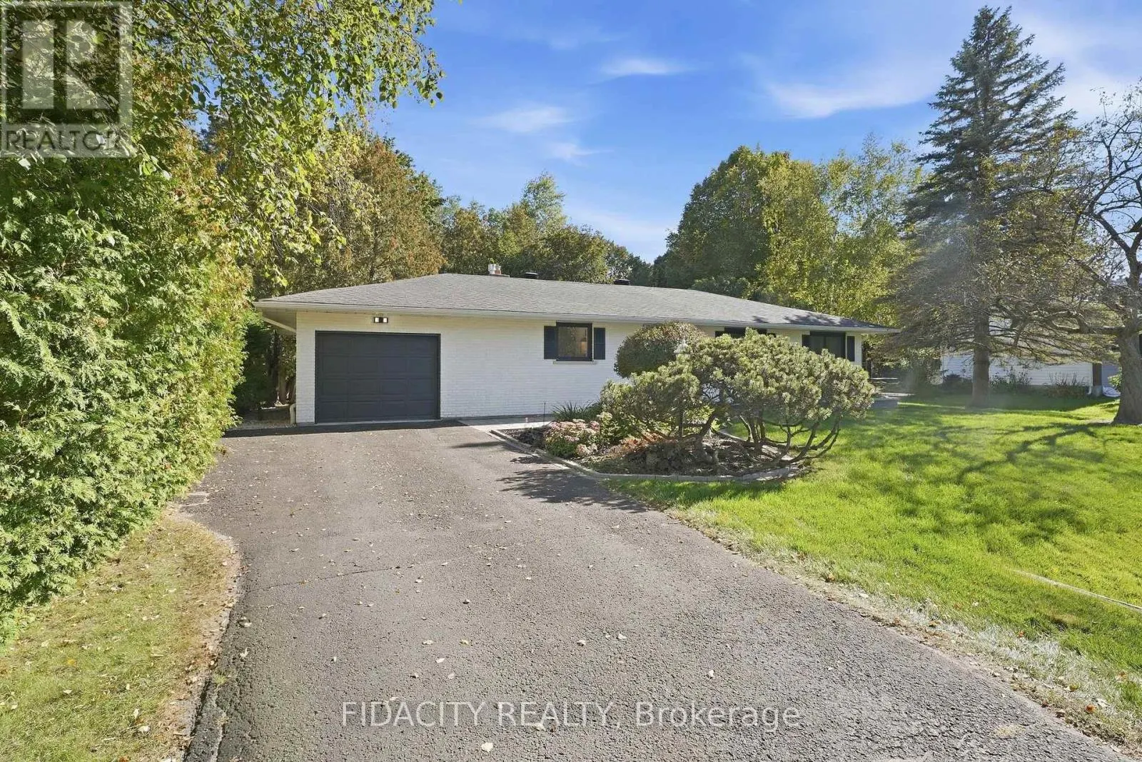 36 BEVERLY STREET