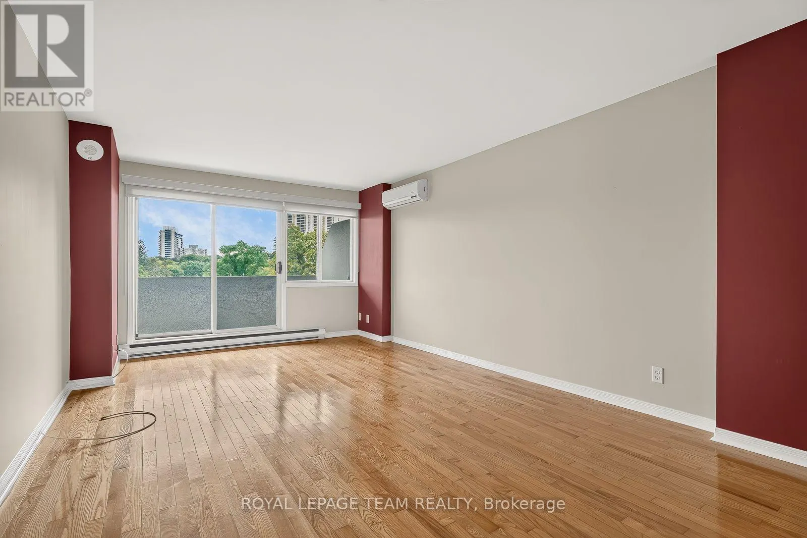 409 - 40 LANDRY STREET
