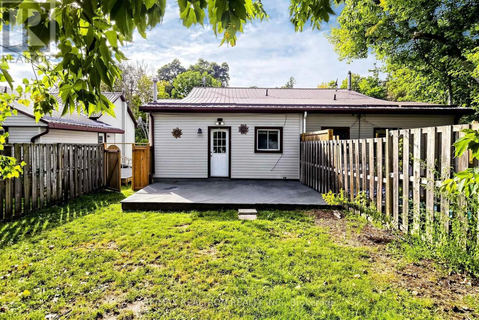 185 PARKHILL ROAD