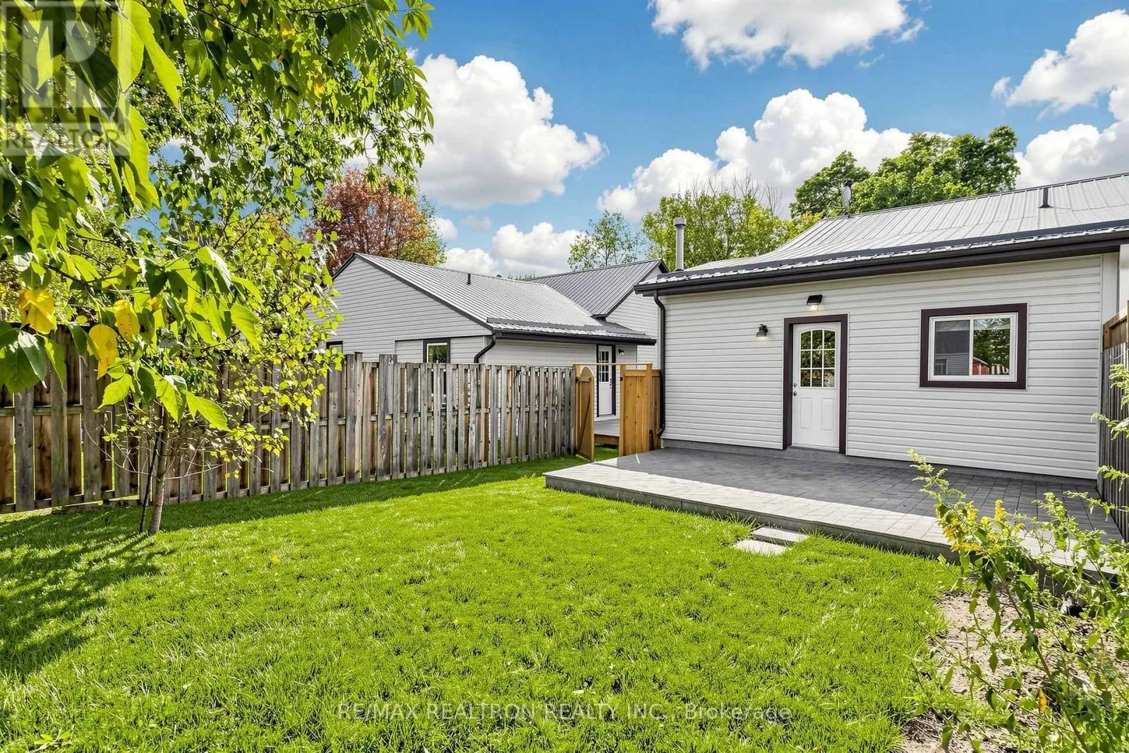 185 PARKHILL ROAD