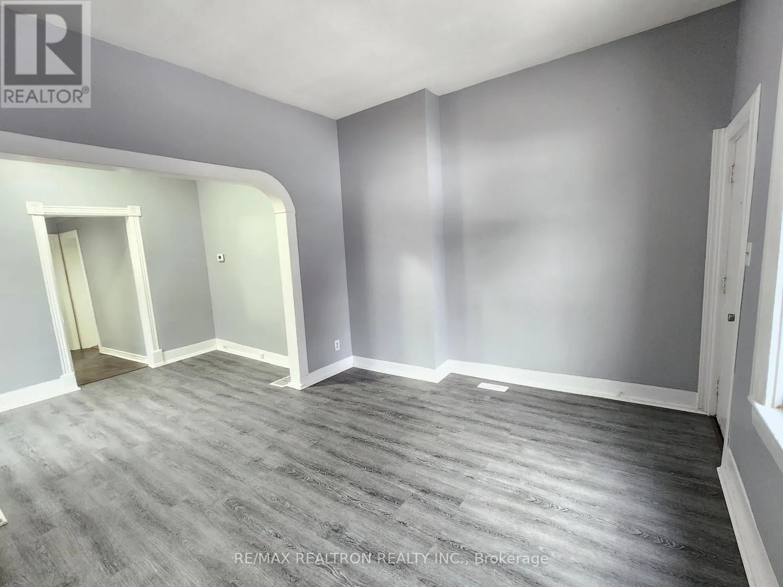 185 PARKHILL ROAD