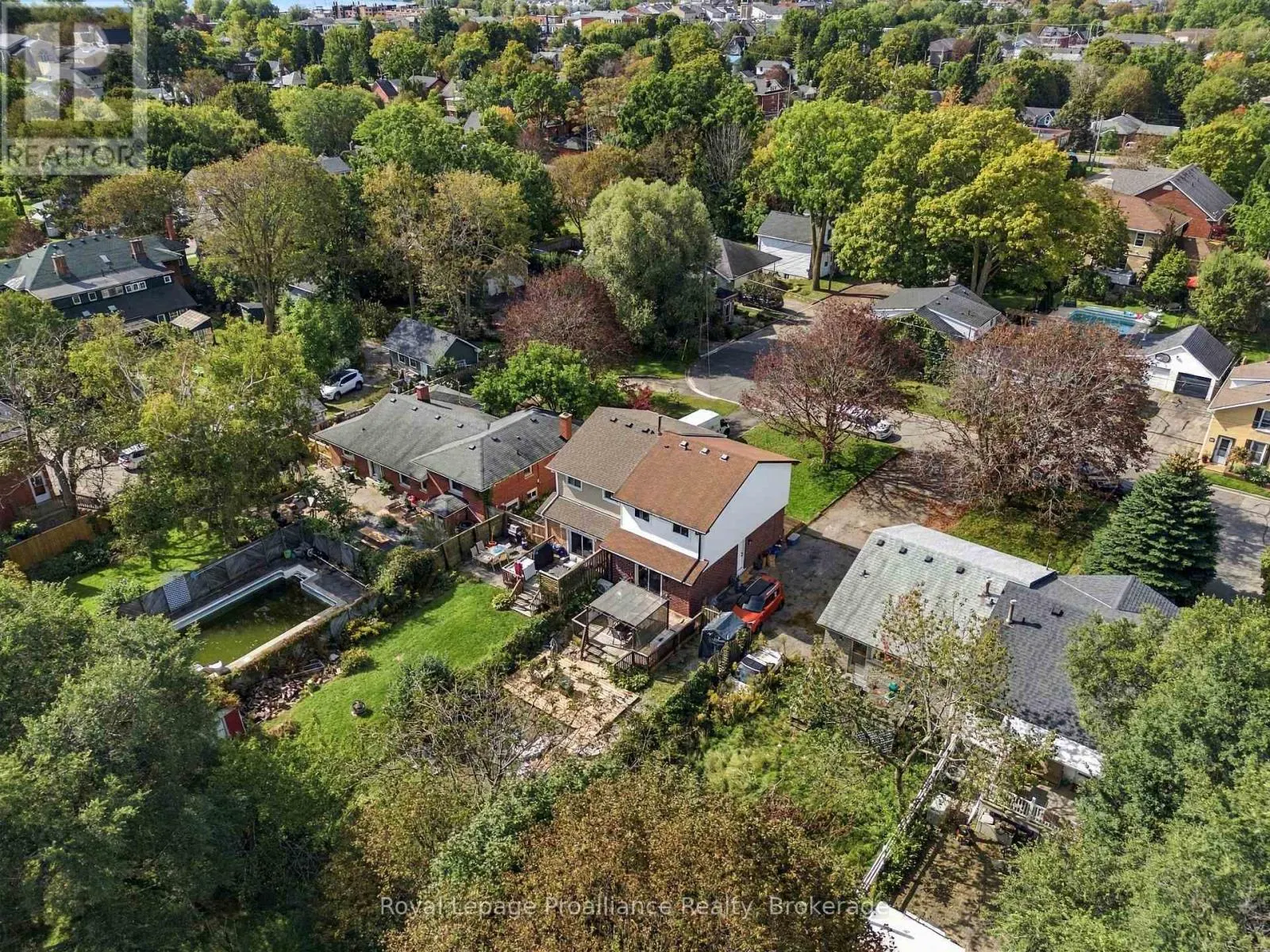 378 ANNE STREET