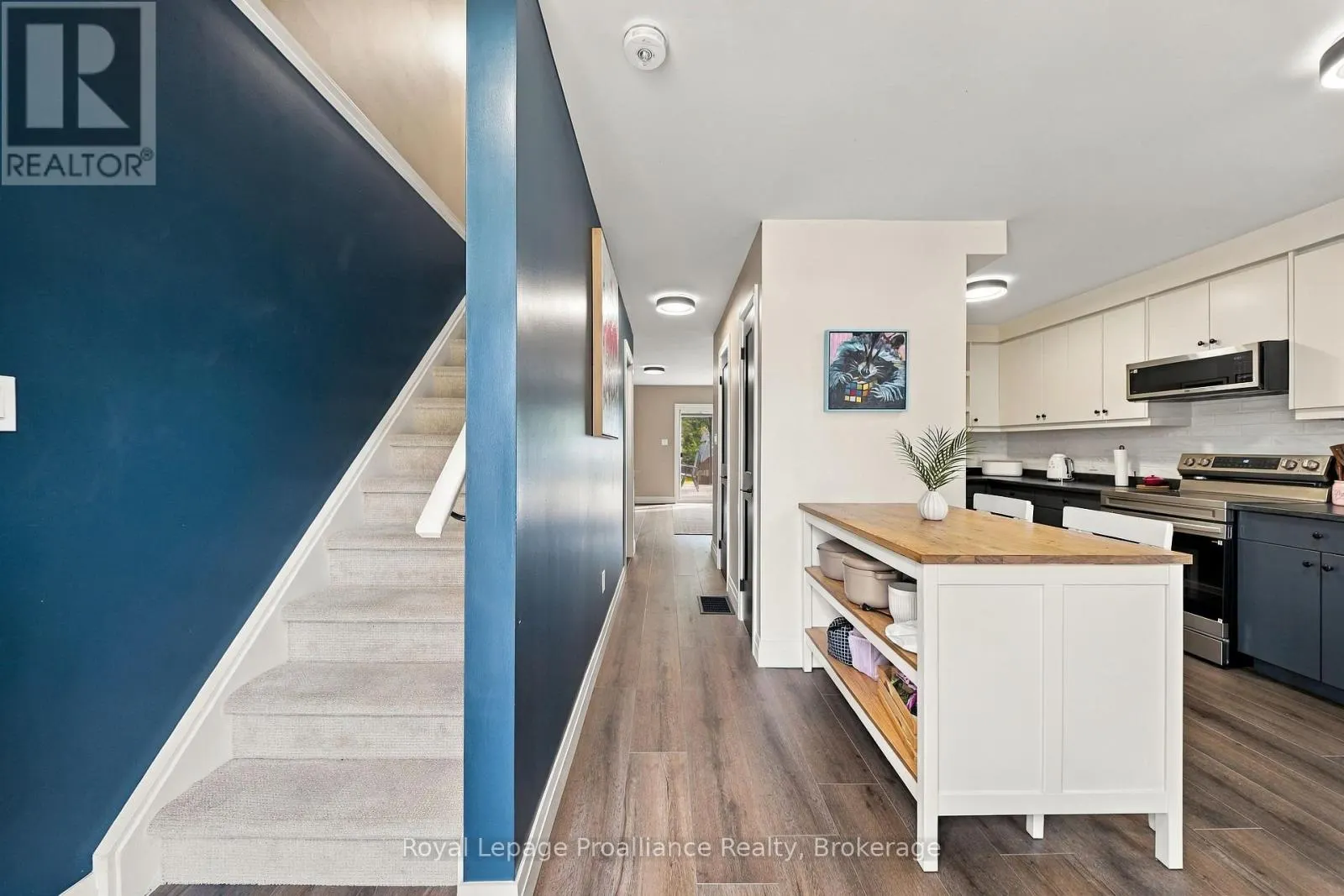 378 ANNE STREET