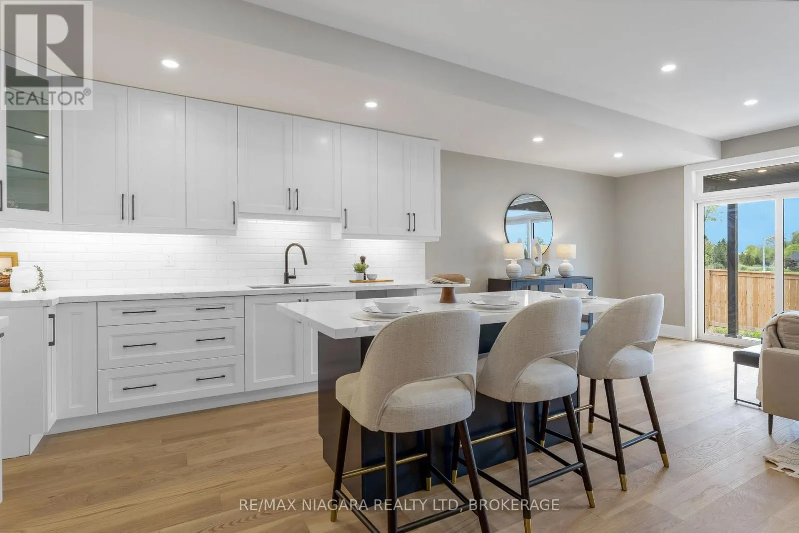202 - 8900 ANGIE DRIVE #202