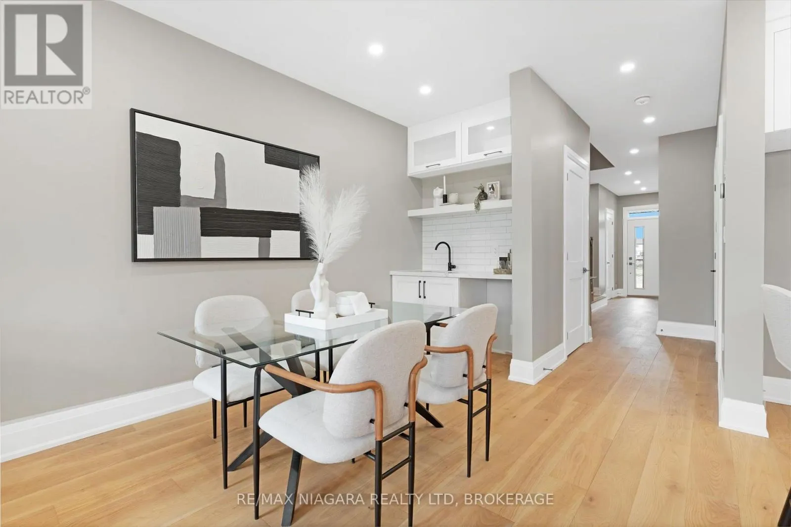 202 - 8900 ANGIE DRIVE #202