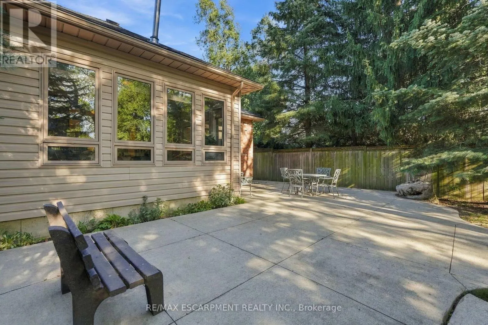 4 SUMMIT DRIVE