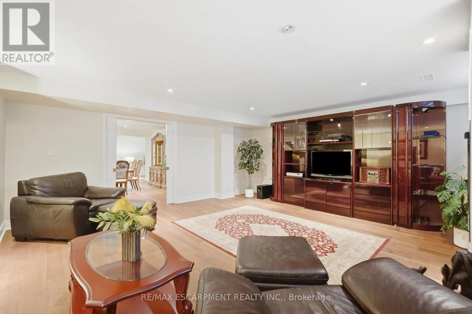 4 SUMMIT DRIVE
