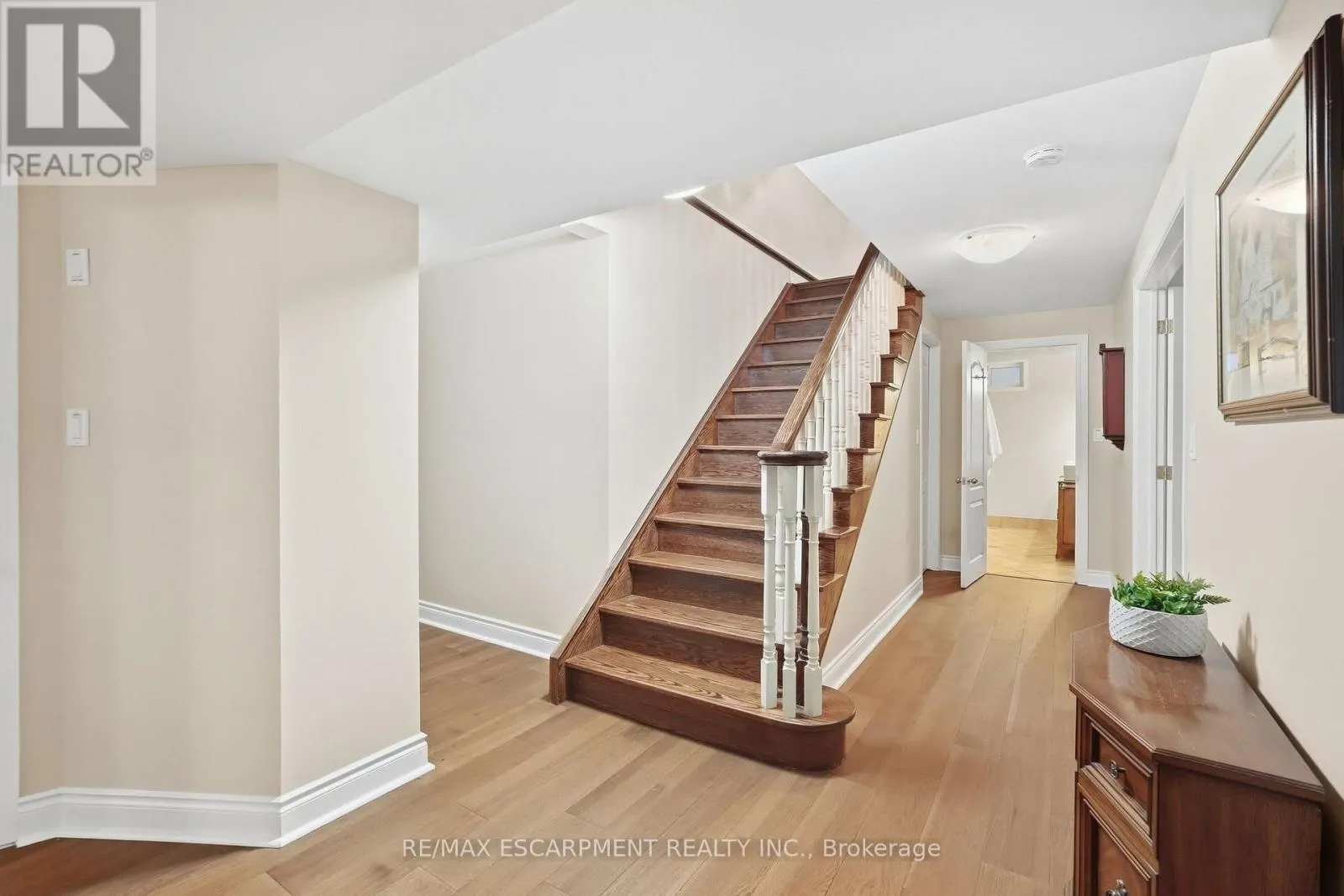 4 SUMMIT DRIVE
