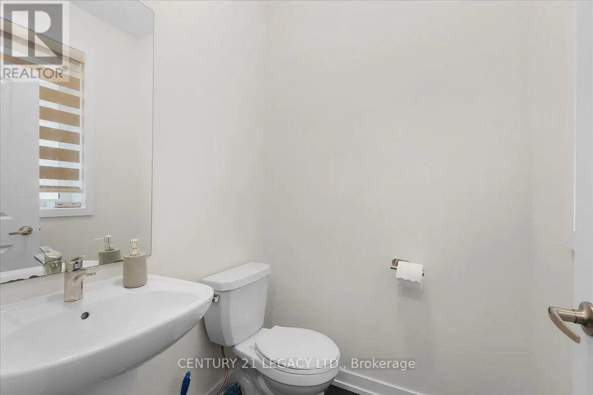 12 SHRUBSALL STREET