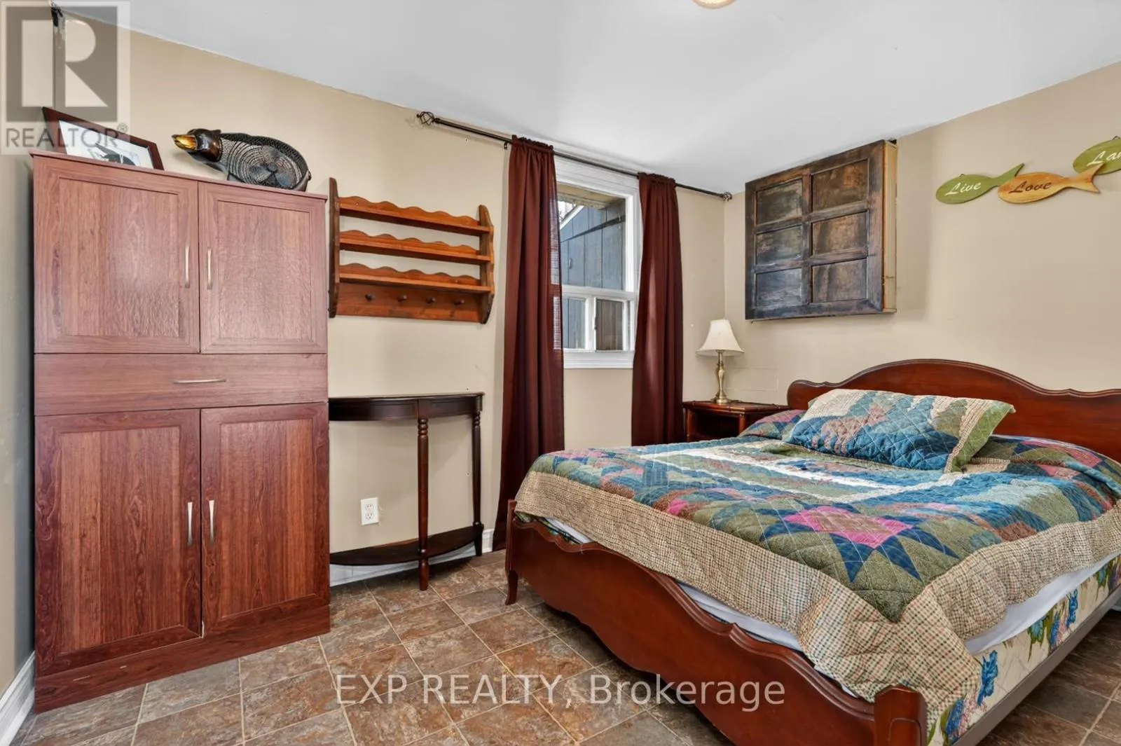 1039 WONDER BEACH ROAD