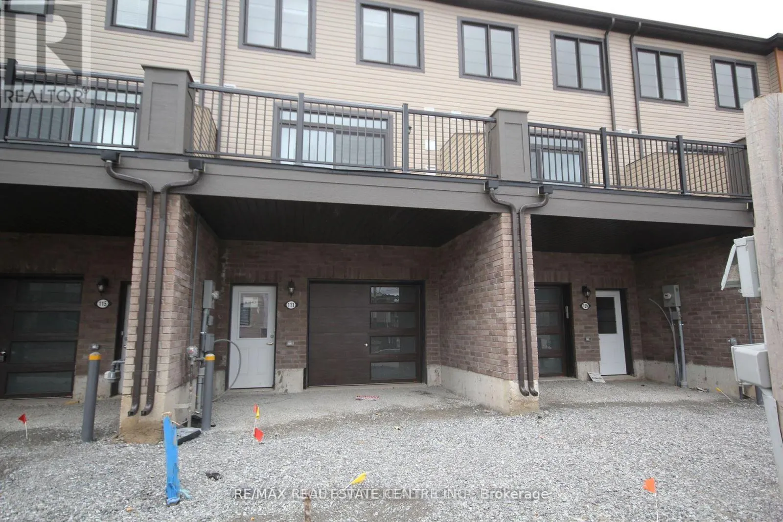 111 MELODY LANE