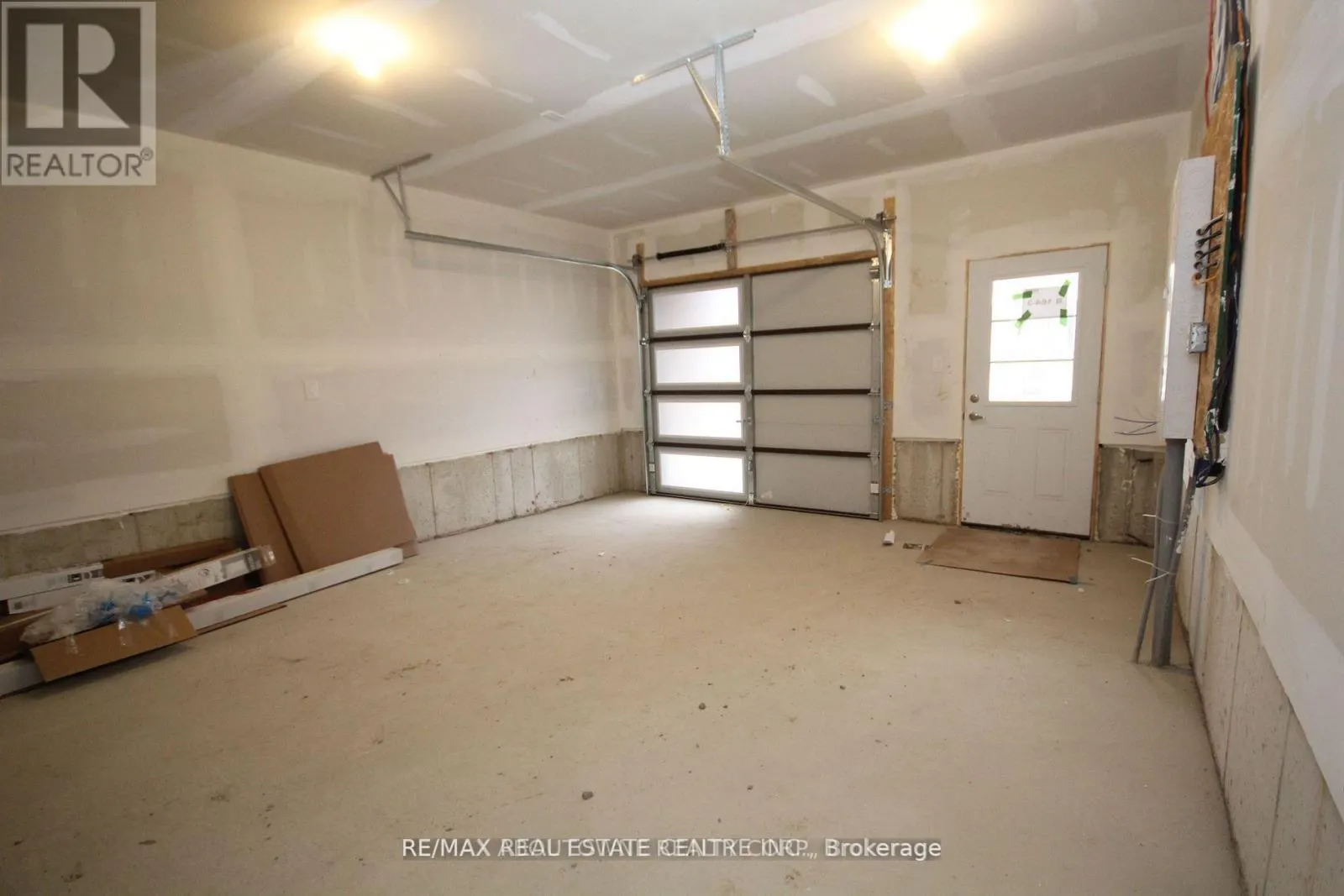 111 MELODY LANE