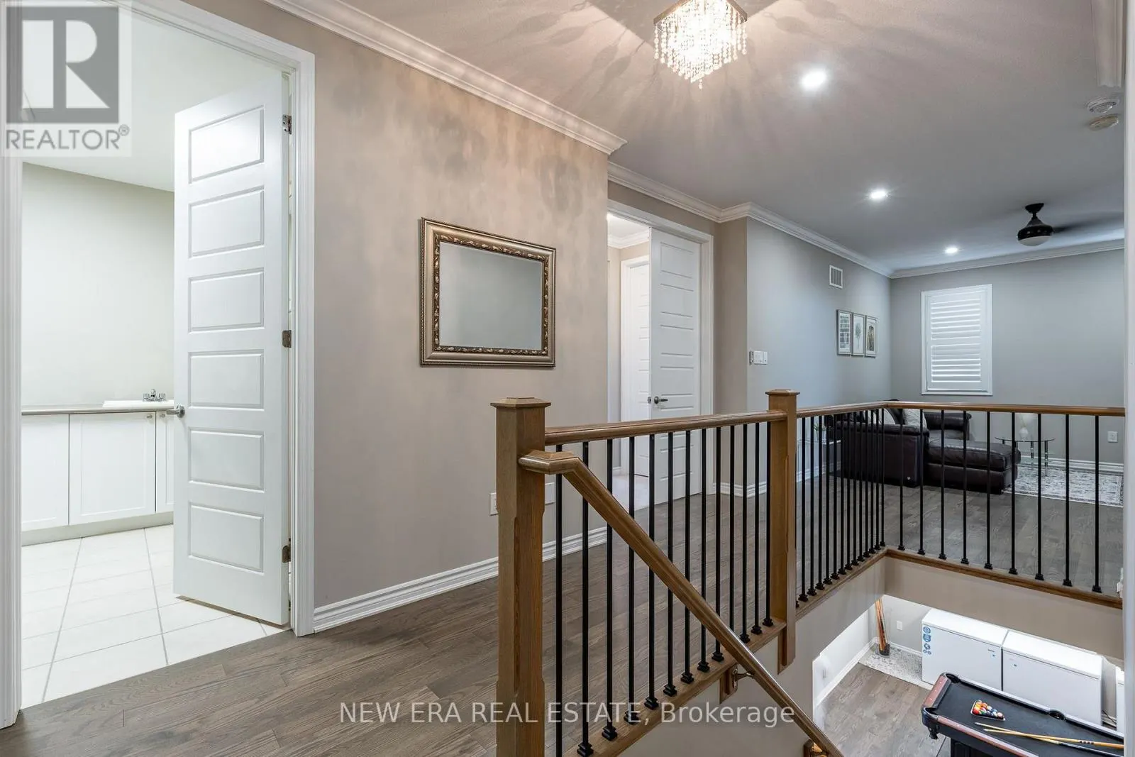 455 EQUESTRIAN WAY