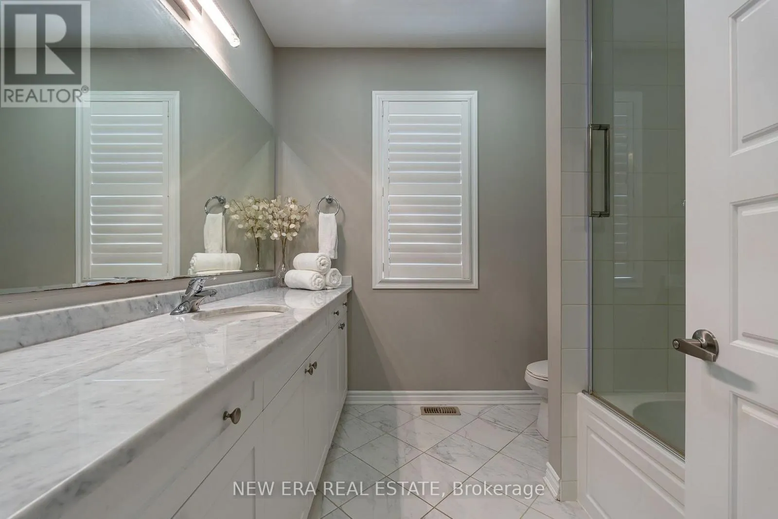 455 EQUESTRIAN WAY