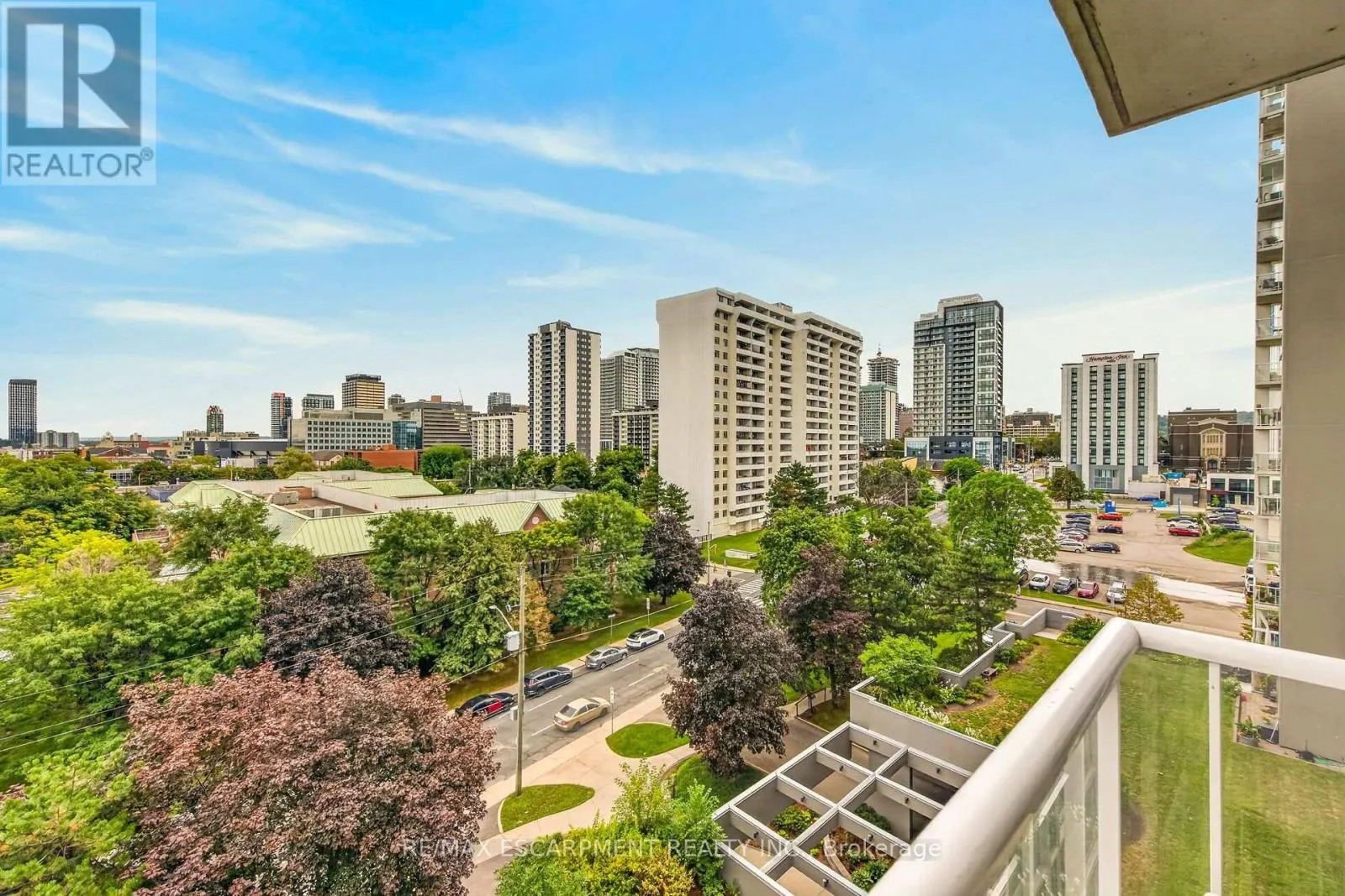 808 - 75 QUEEN STREET N