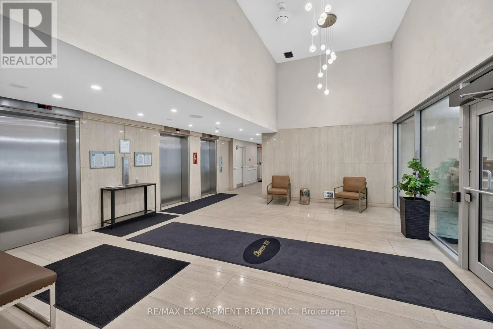 808 - 75 QUEEN STREET N