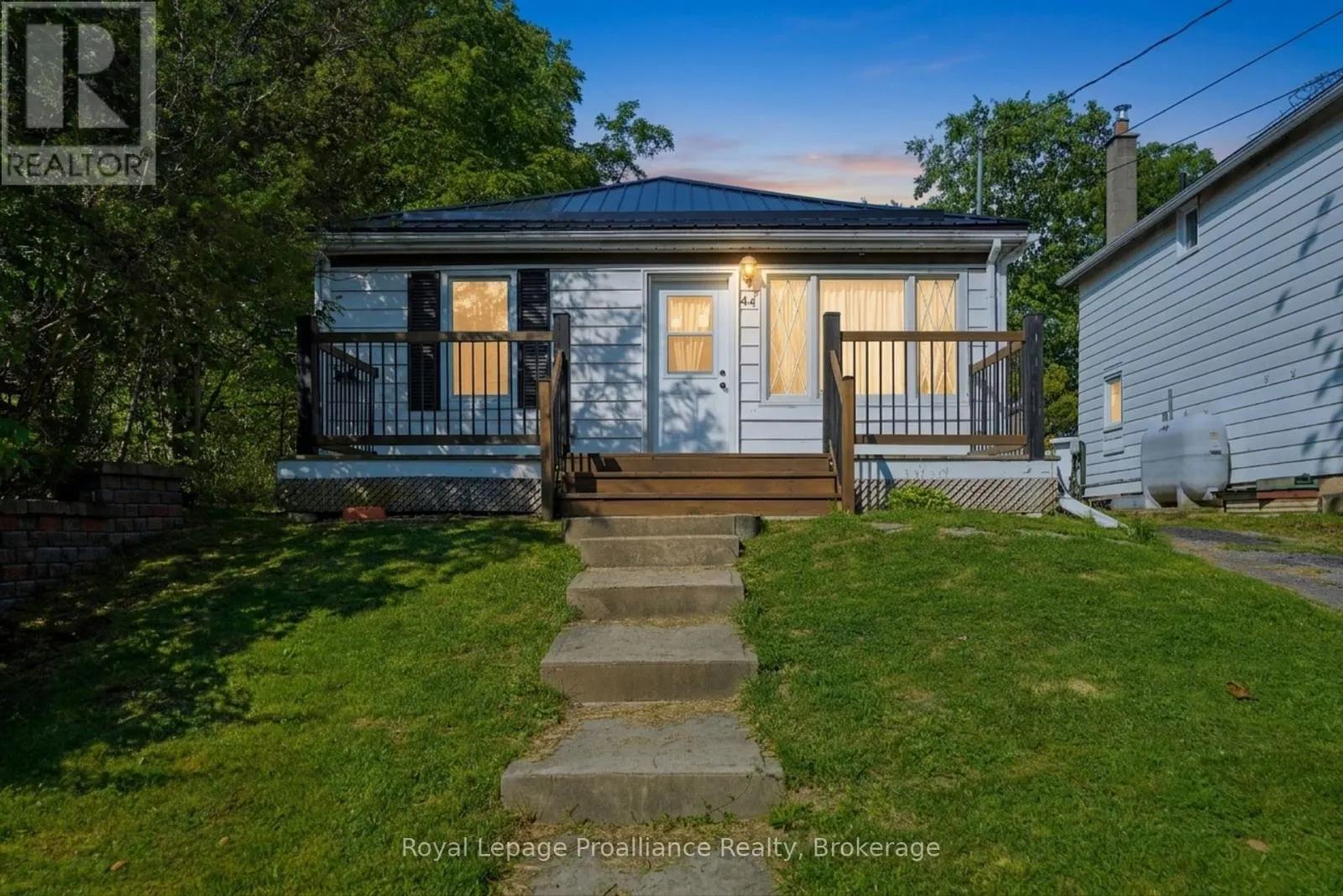 44 GEDDES STREET