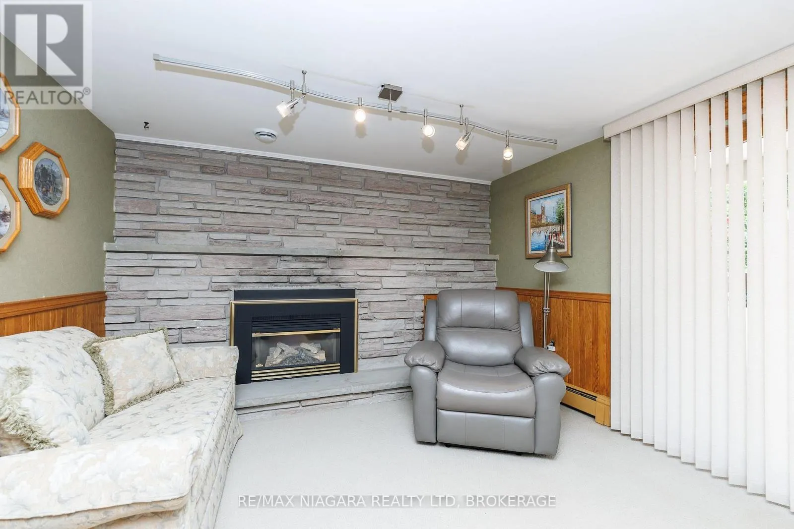 2187 MILLER ROAD