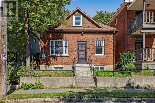 367 SUNNYSIDE AVENUE