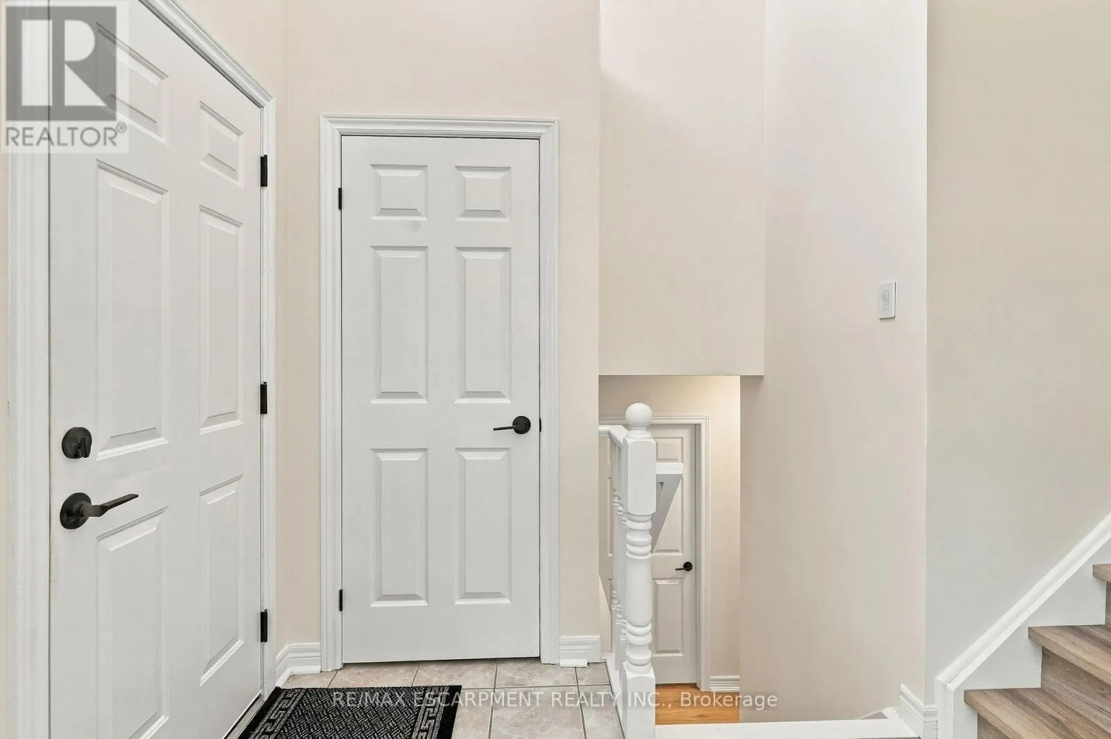 15 DALRYMPLE DRIVE
