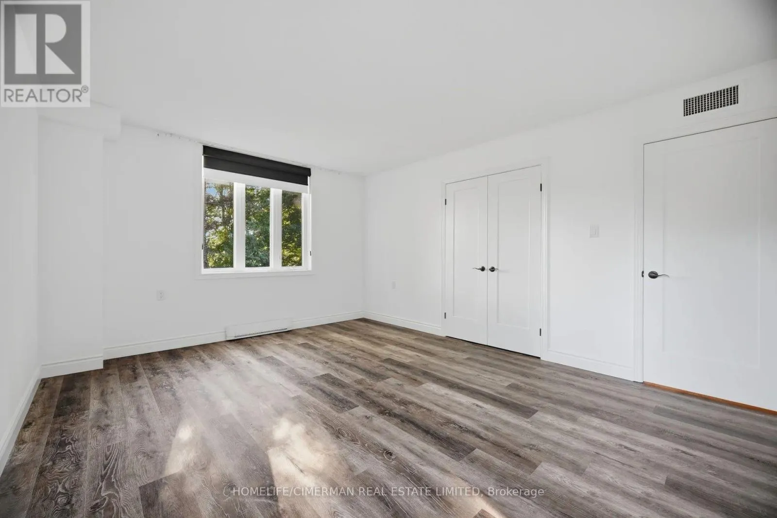 320 - 150 WILSON STREET W