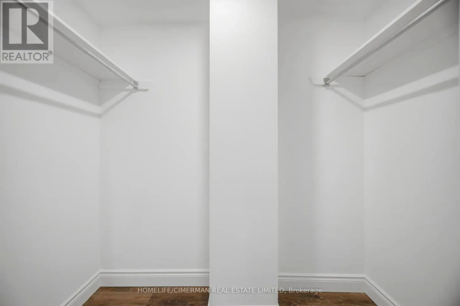 320 - 150 WILSON STREET W