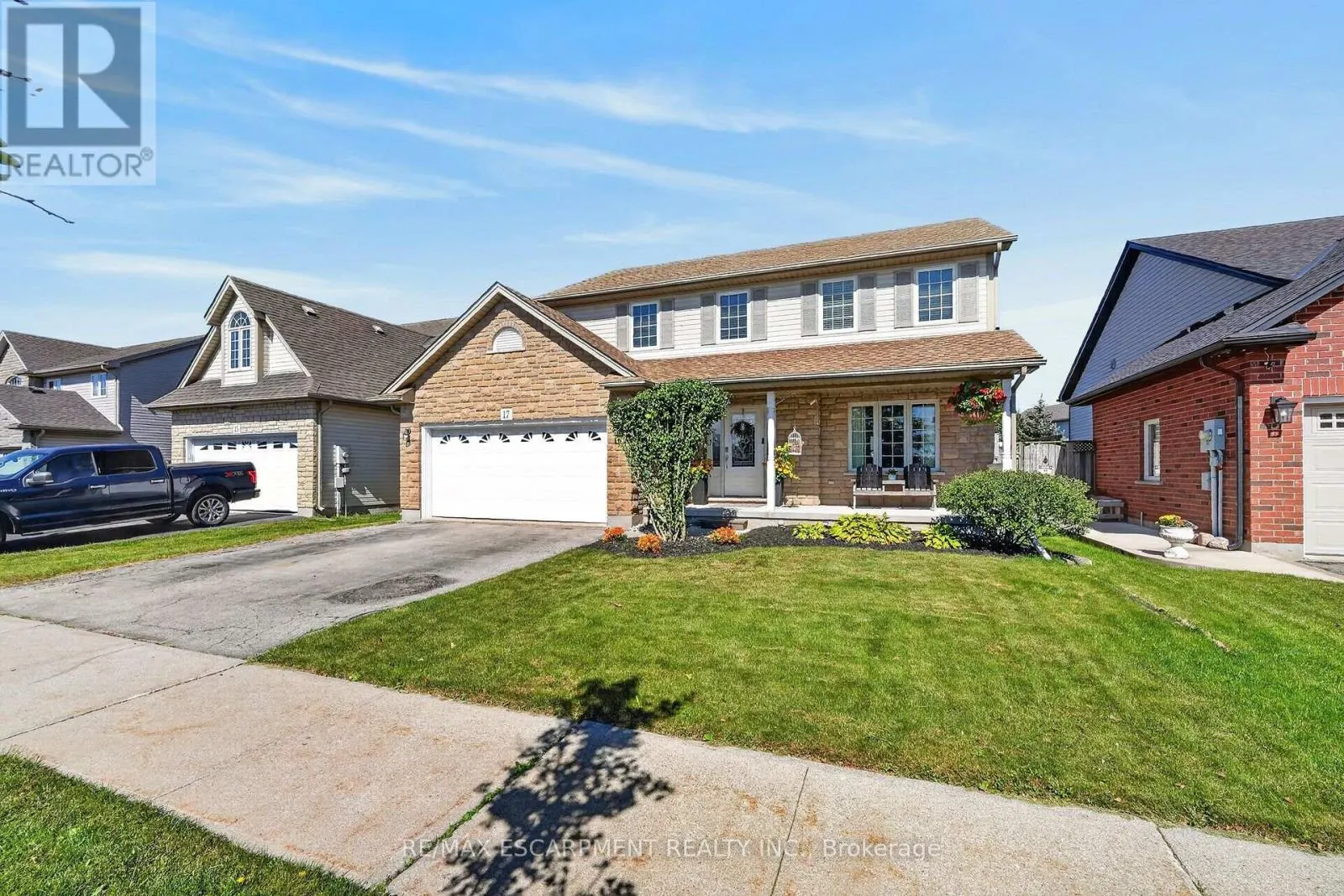 17 CHERRY AVENUE