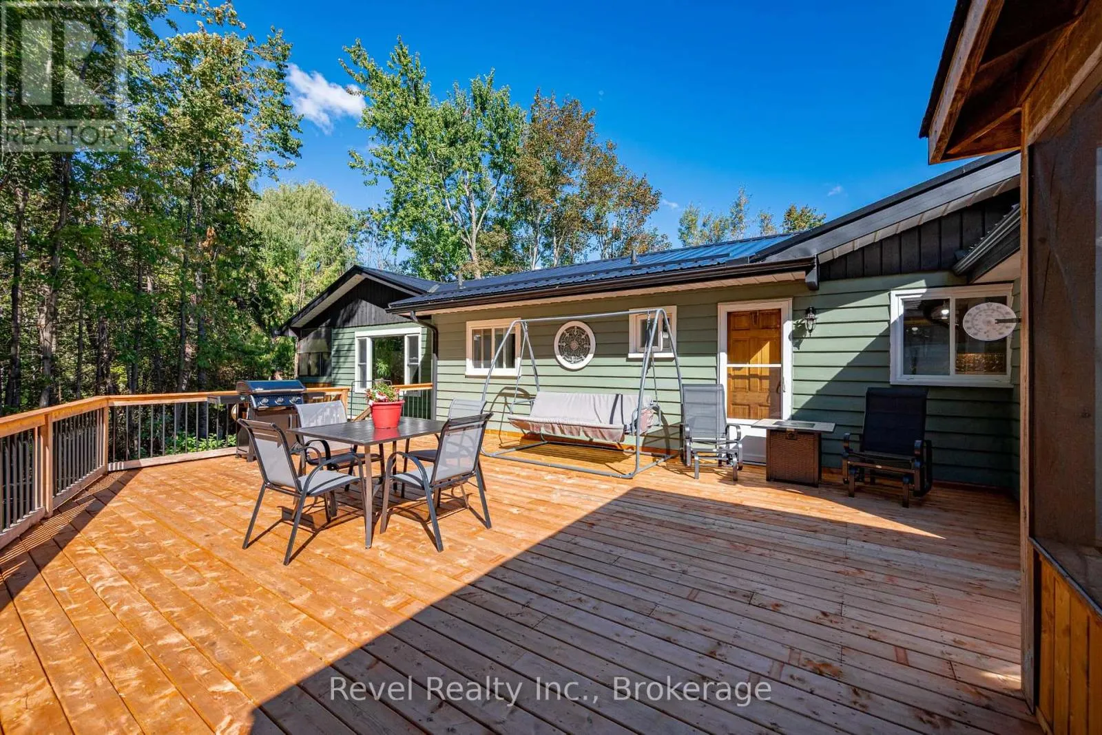 12 ALPINE CRESCENT