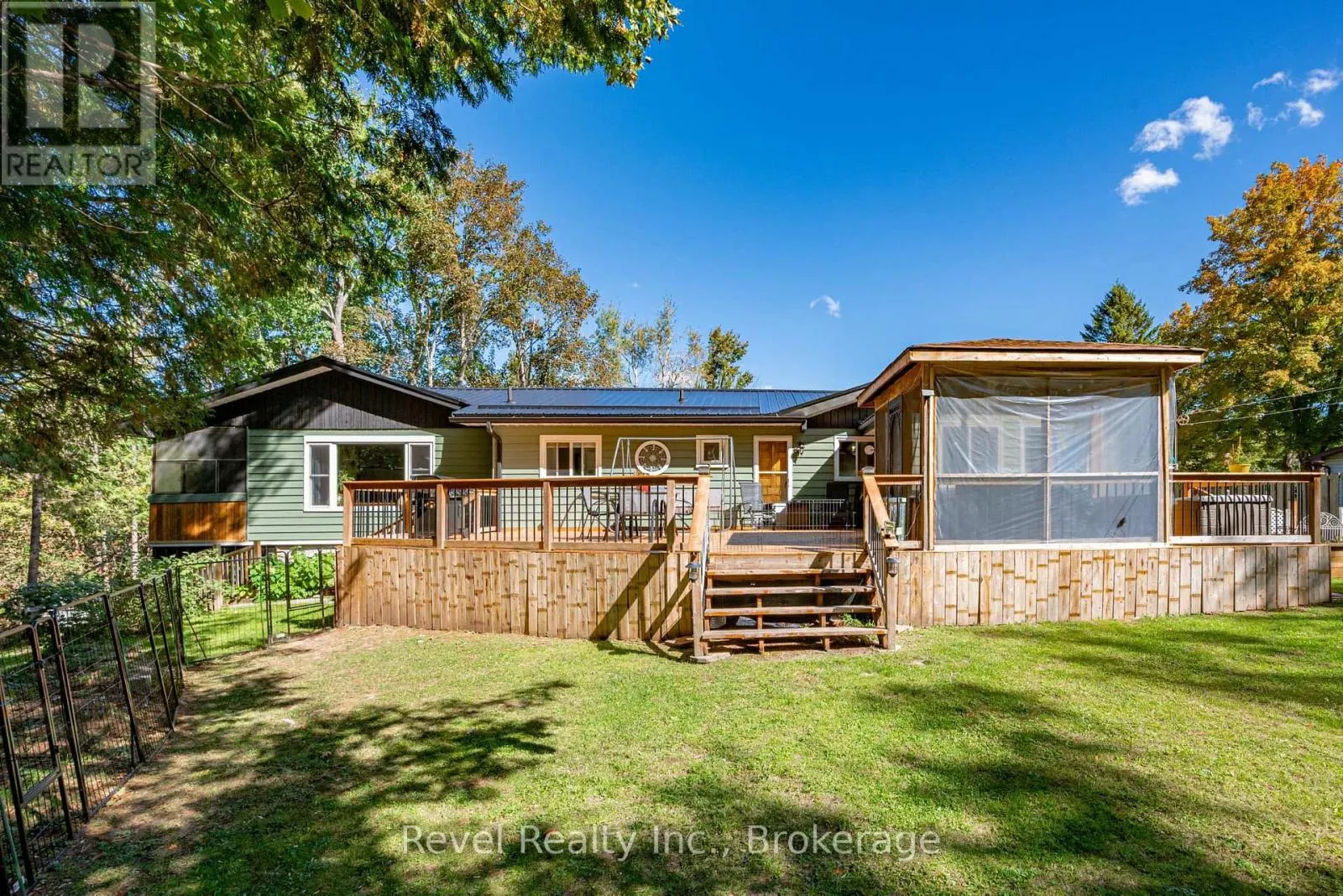 12 ALPINE CRESCENT