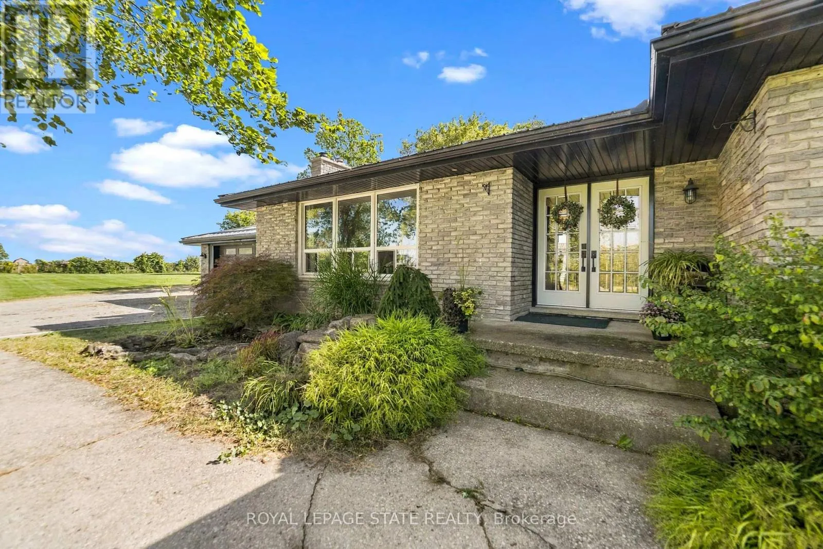 380 HALDIMAND TRAIL