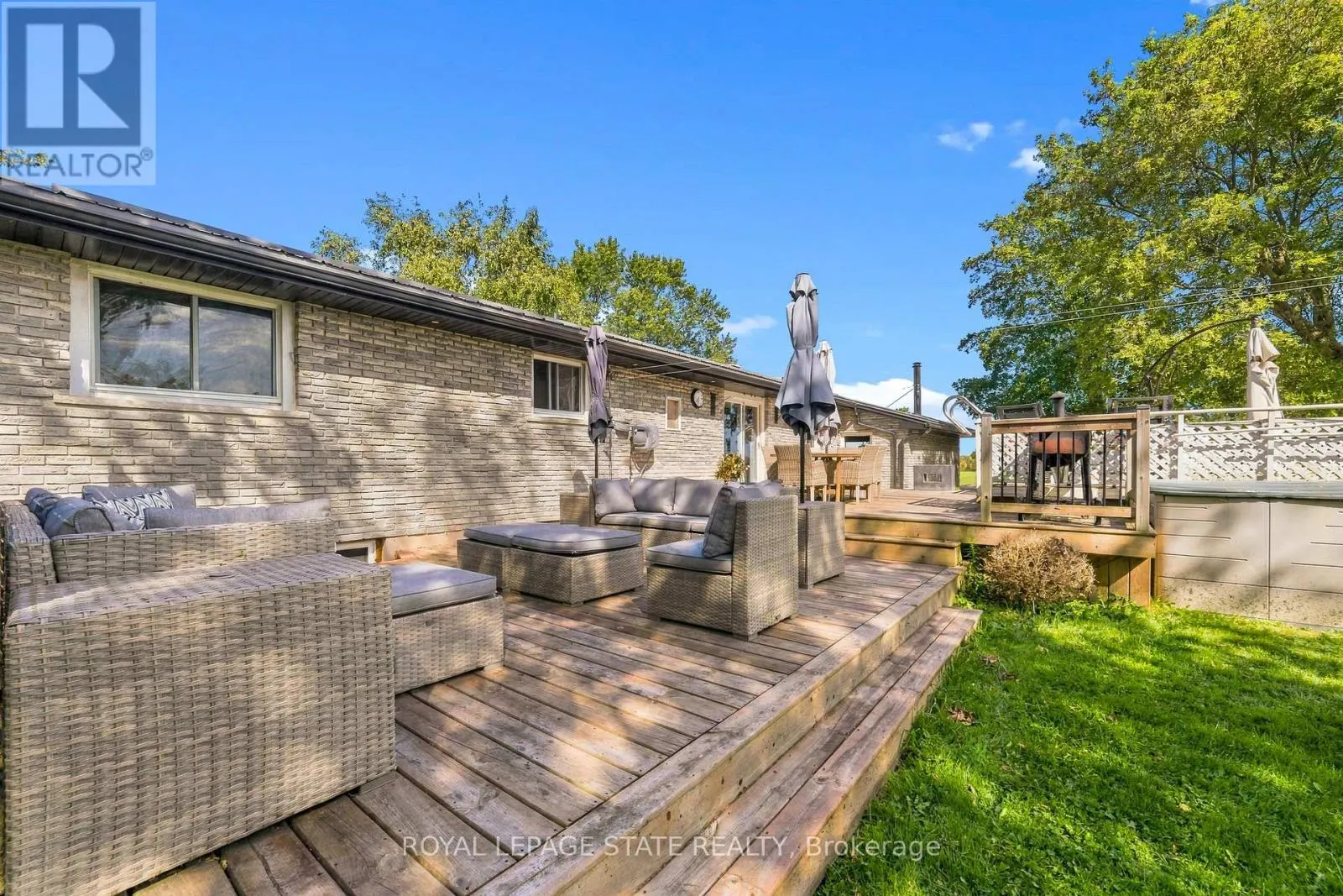 380 HALDIMAND TRAIL