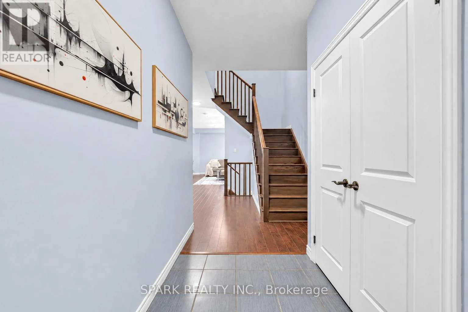 4 CUTTS CRESCENT