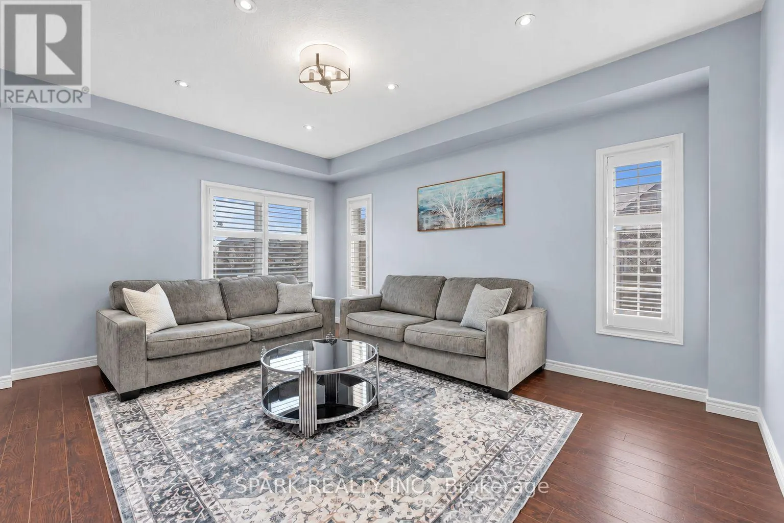 4 CUTTS CRESCENT