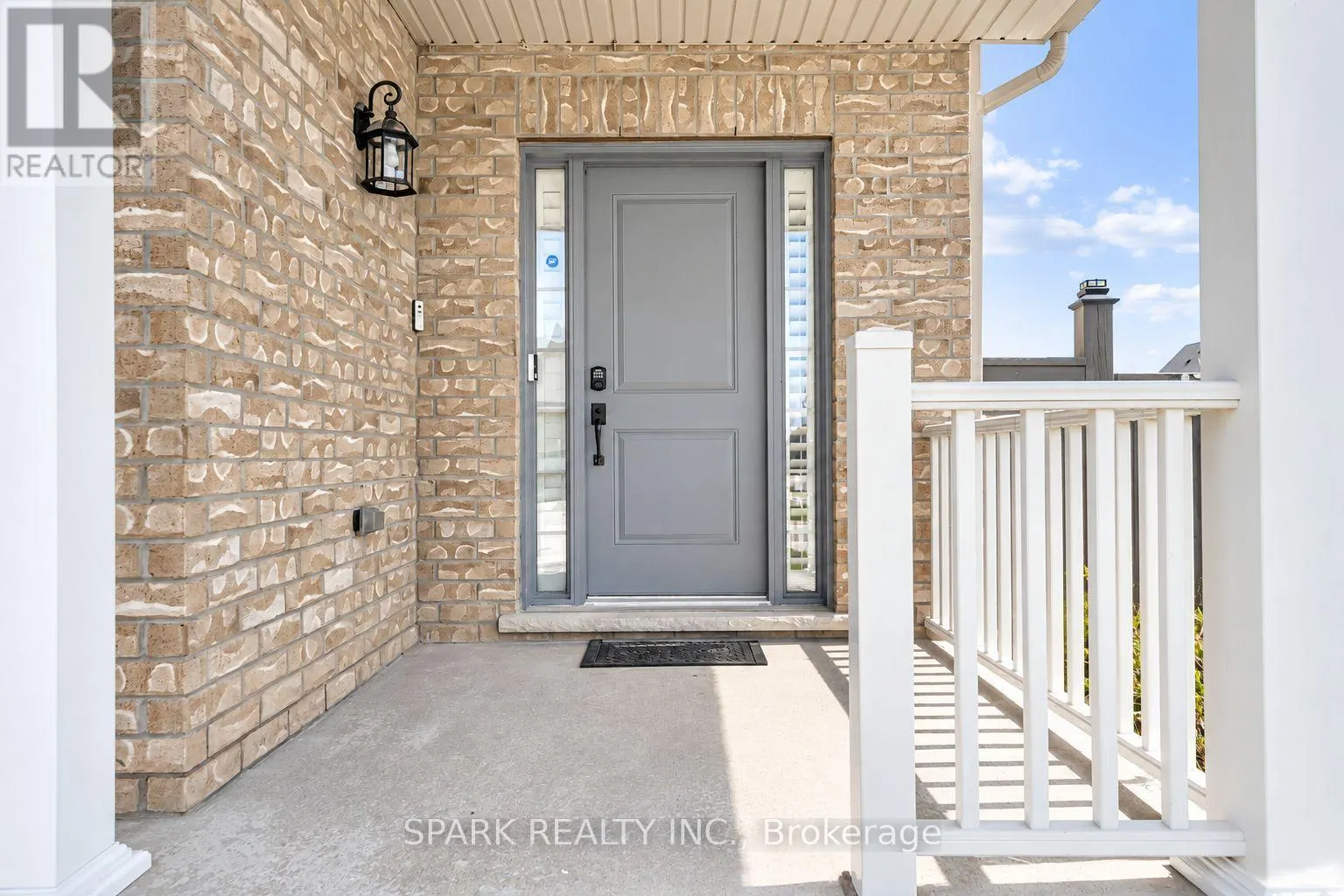 4 CUTTS CRESCENT