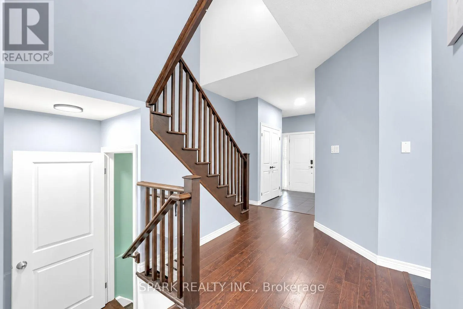 4 CUTTS CRESCENT