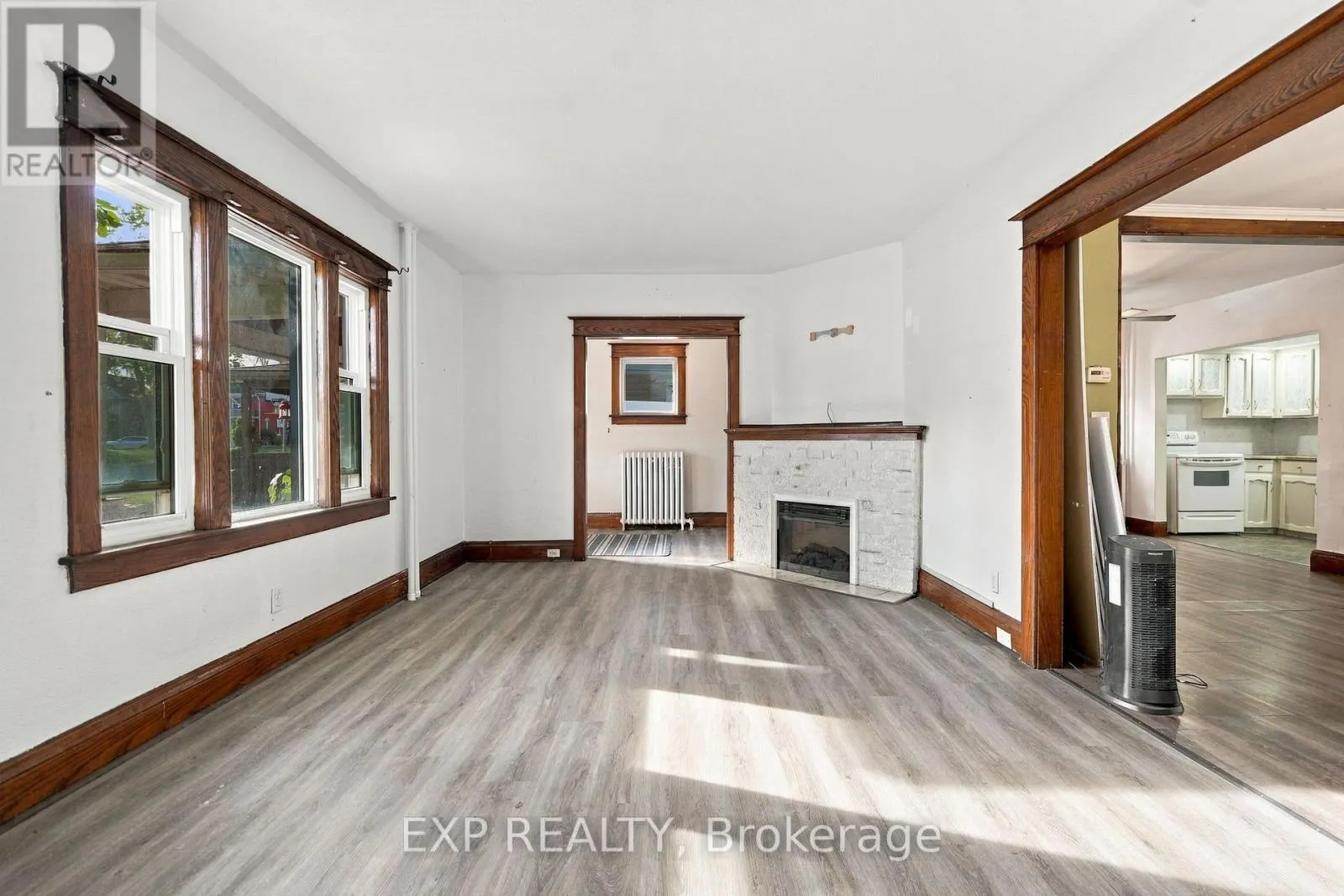 15 MARGERY ROAD