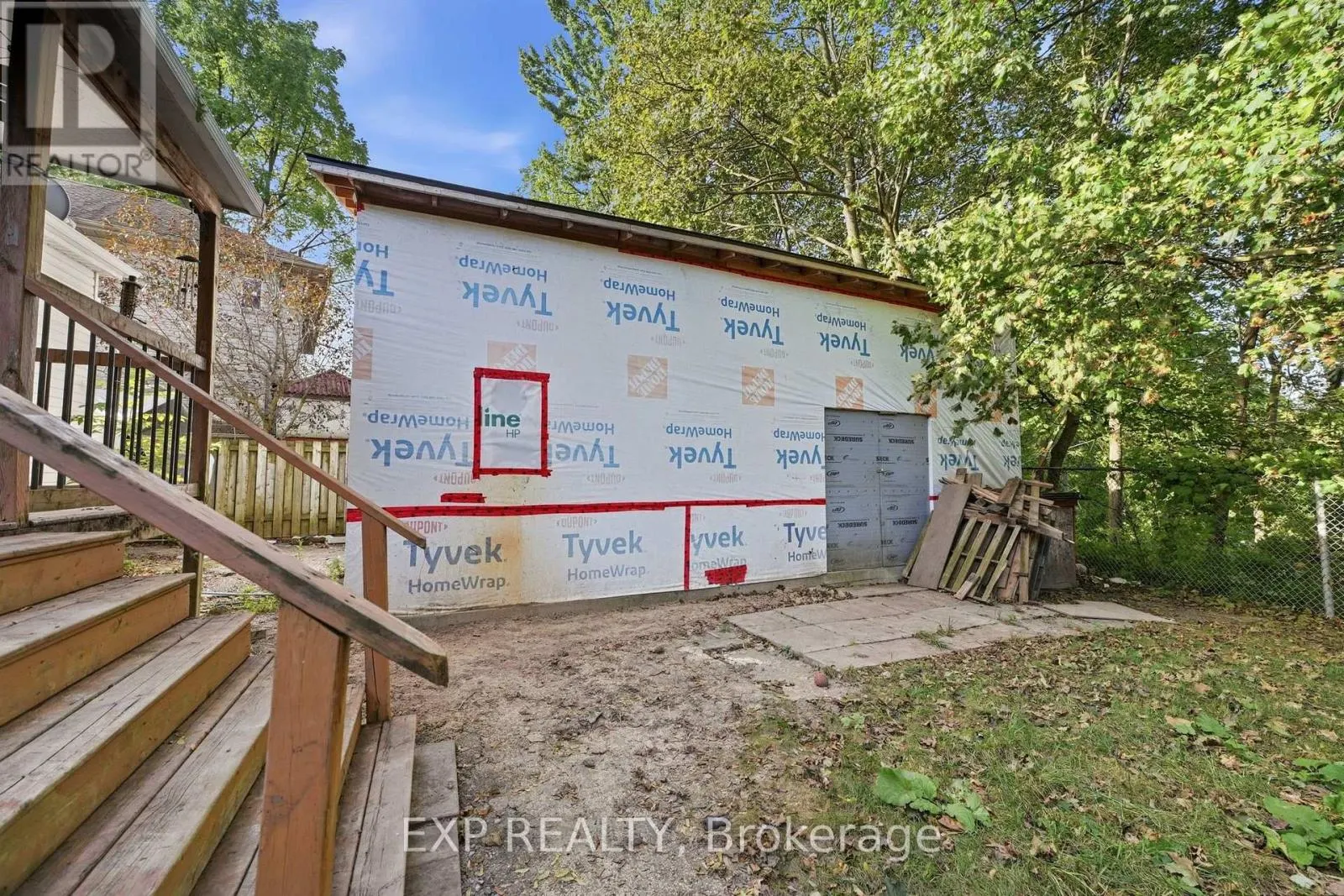 15 MARGERY ROAD