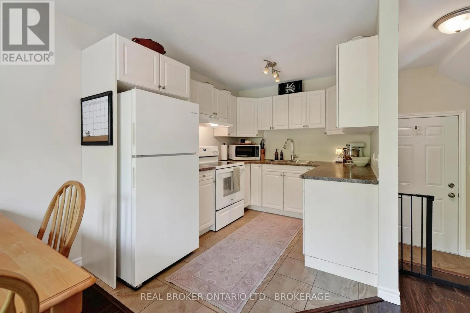 55 ABAGAIL CRESCENT