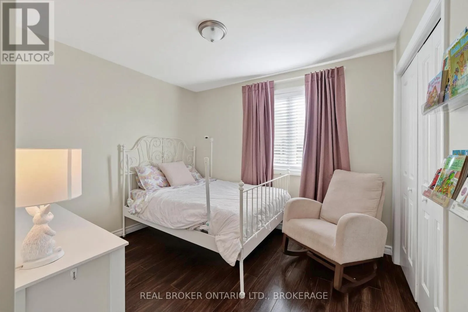 55 ABAGAIL CRESCENT