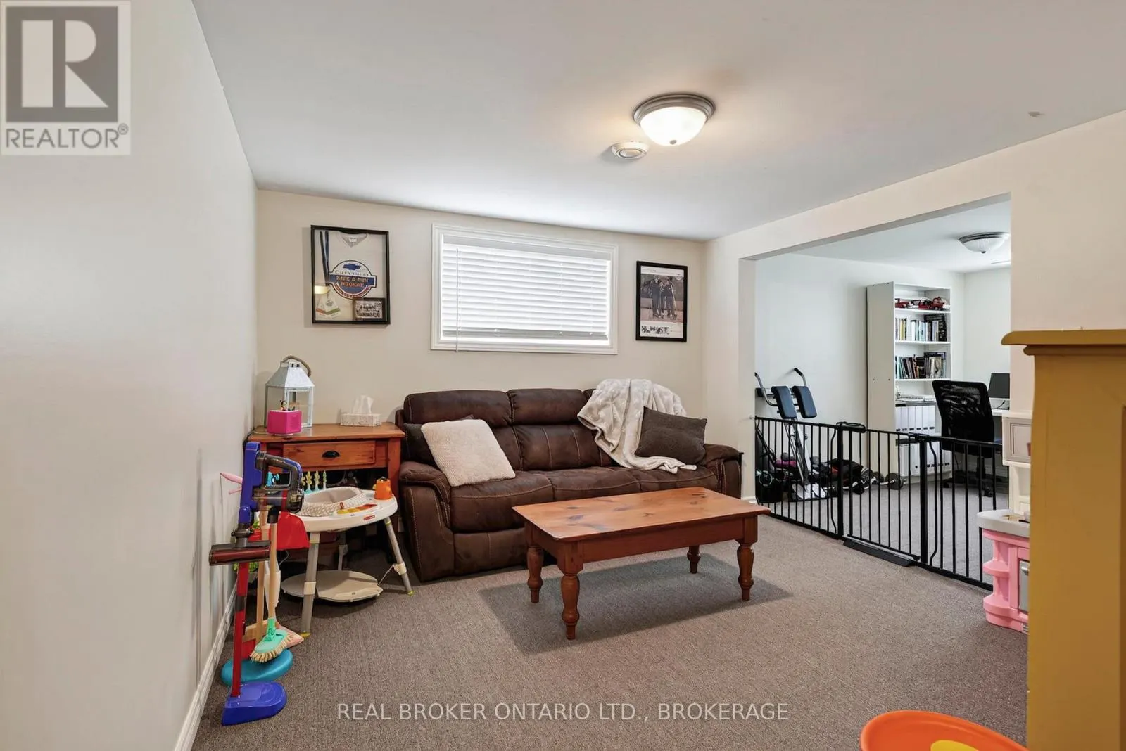 55 ABAGAIL CRESCENT