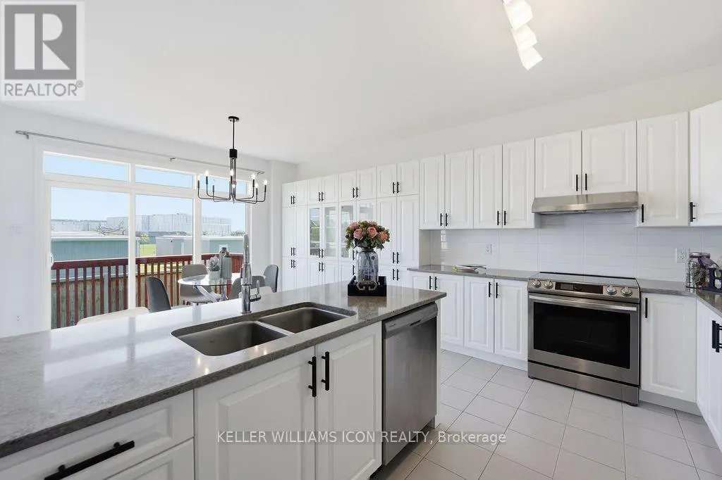 15 AURA AVENUE