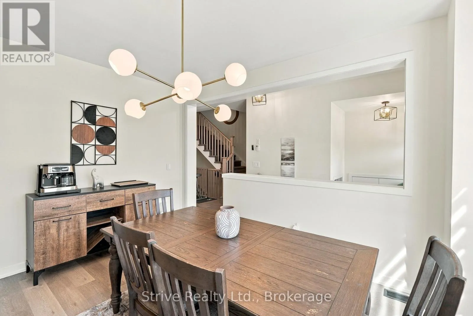5 - 160 DENSMORE ROAD #5