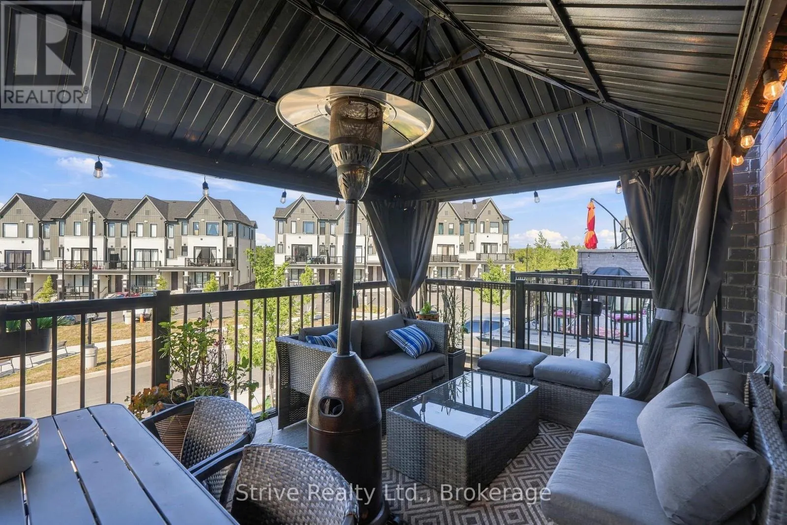 5 - 160 DENSMORE ROAD #5