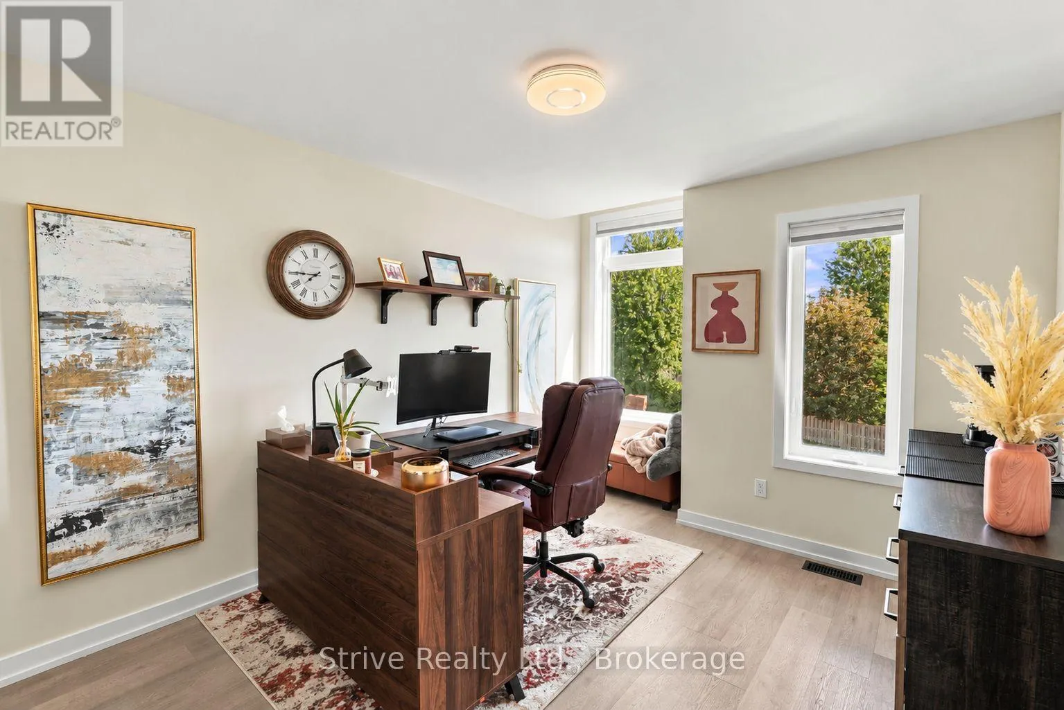5 - 160 DENSMORE ROAD #5