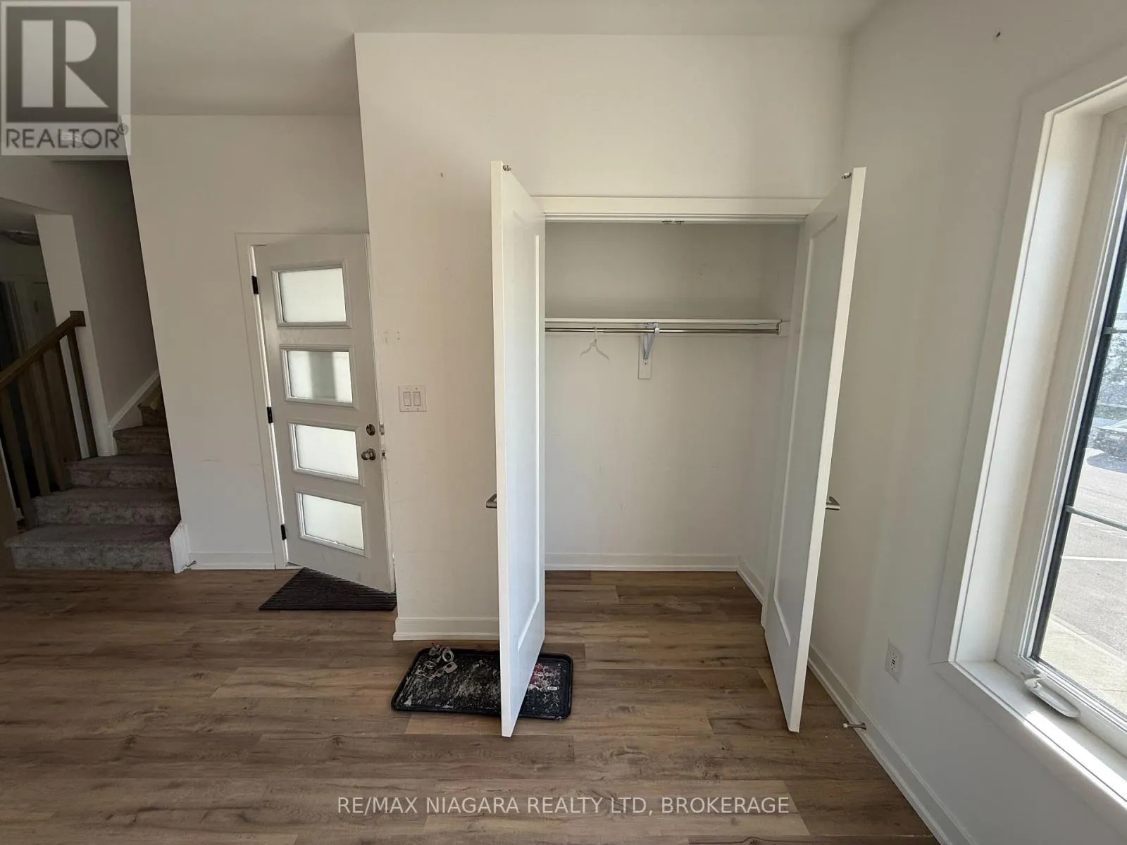 824 - 4263 FOURTH AVENUE #824
